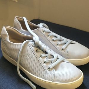 Naturalizer shoe